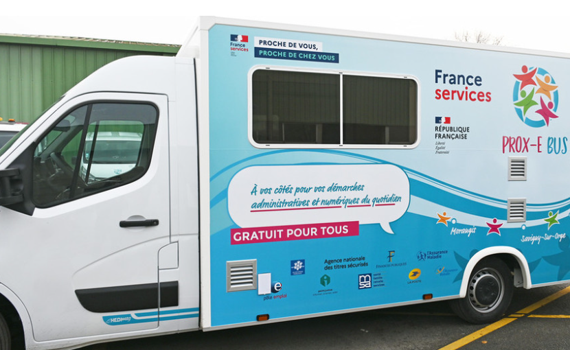 (91) Un « Prox-E Bus » France Services inauguré en Essonne